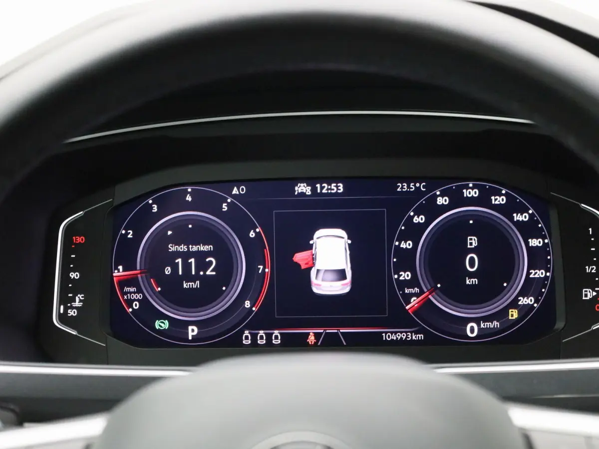 1.5 TSI Elegance 150 PK| Dealeronderhouden | Trekhaak | Navigatie | Achteruitrijcamera | Climatronic ( 3 zones ) | Parkeersensoren + Assistent | Achterklep Elektrisch