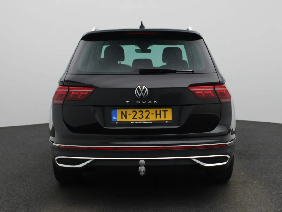 1.5 TSI Elegance 150 PK| Dealeronderhouden | Trekhaak | Navigatie | Achteruitrijcamera | Climatronic ( 3 zones ) | Parkeersensoren + Assistent | Achterklep Elektrisch
