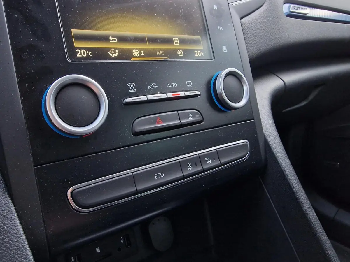 1.2 TCe GT-Line|Bose|Trekhaak|Camera|Cruise|PDC|Sport-stoelen|