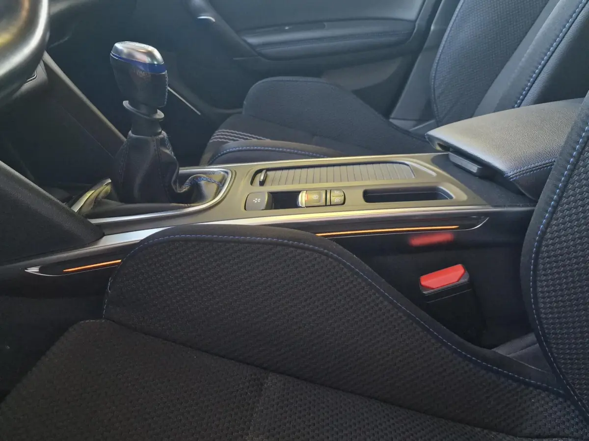 1.2 TCe GT-Line|Bose|Trekhaak|Camera|Cruise|PDC|Sport-stoelen|