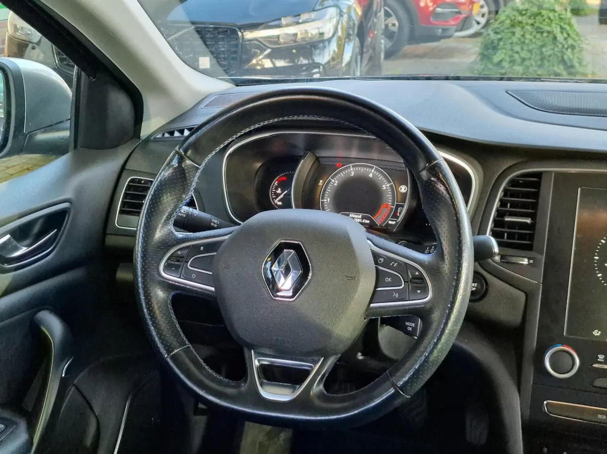 1.2 TCe GT-Line|Bose|Trekhaak|Camera|Cruise|PDC|Sport-stoelen|