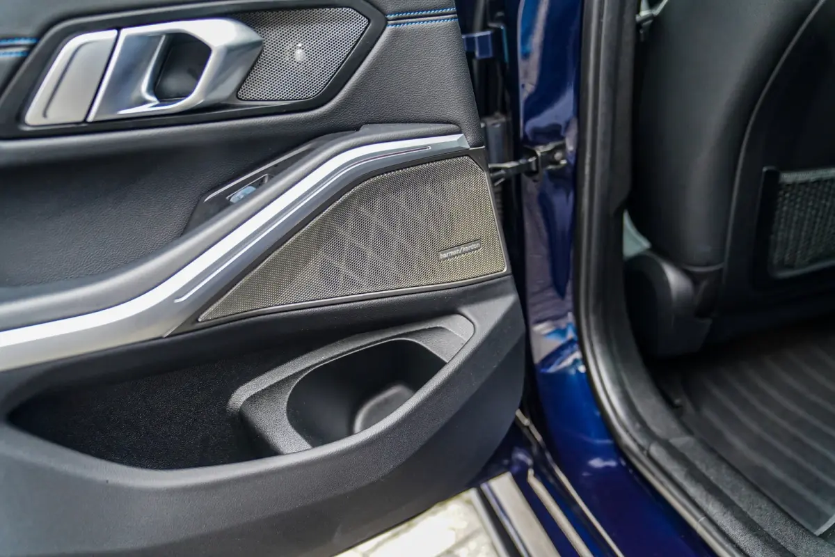 M340i xDrive High Executive | Schuifdak | Mosselman Tuning | Head up | Carplay | HarmanKardon | Stuurwielverwarming