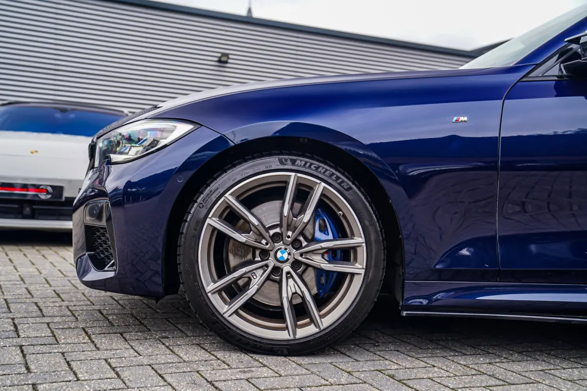 M340i xDrive High Executive | Schuifdak | Mosselman Tuning | Head up | Carplay | HarmanKardon | Stuurwielverwarming