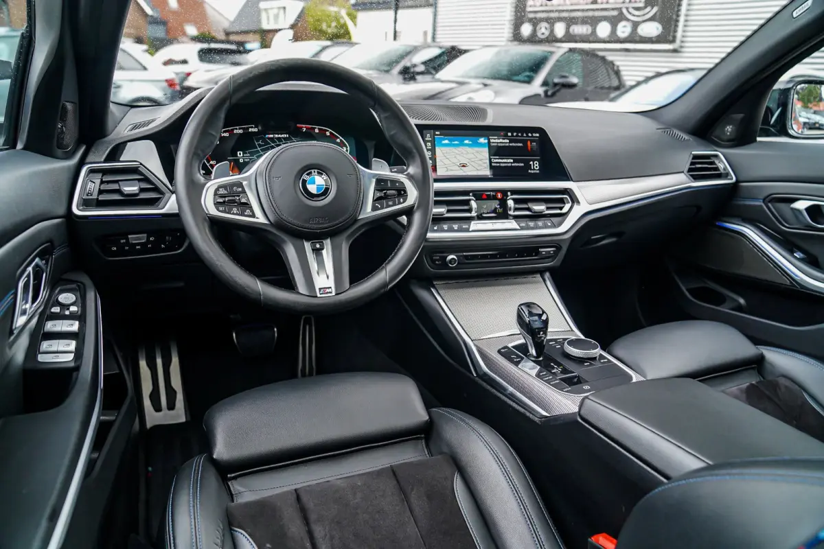 M340i xDrive High Executive | Schuifdak | Mosselman Tuning | Head up | Carplay | HarmanKardon | Stuurwielverwarming