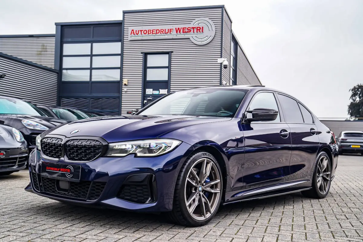 M340i xDrive High Executive | Schuifdak | Mosselman Tuning | Head up | Carplay | HarmanKardon | Stuurwielverwarming