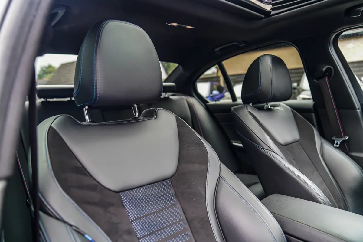 M340i xDrive High Executive | Schuifdak | Mosselman Tuning | Head up | Carplay | HarmanKardon | Stuurwielverwarming