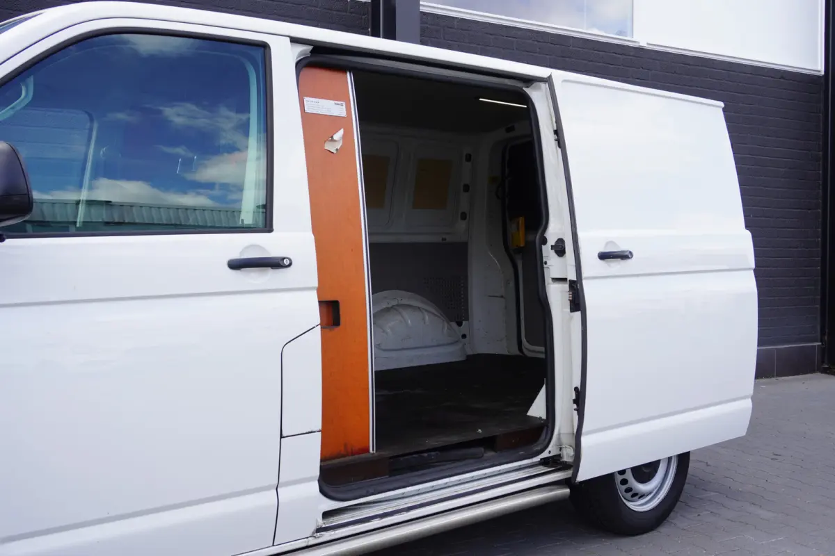 2.0 TDI Dubbele Schuifdeur EURO 6 - Airco - Navi - Cruise - €11.950,- Excl.