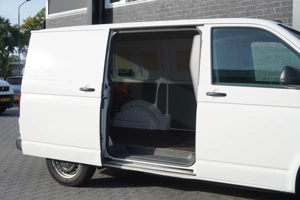 2.0 TDI EURO 6 - Airco - Cruise - Carplay - €13.950,- Excl.