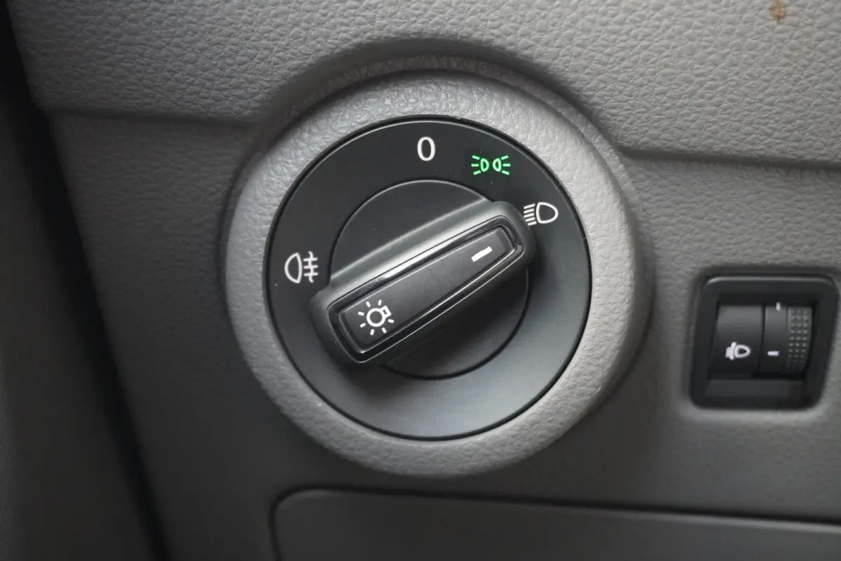 2.0 TDI EURO 6 - Airco - Cruise - Carplay - €13.950,- Excl.