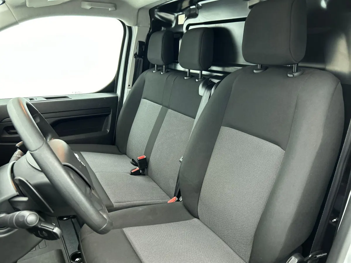 2.0 145pk L3 Automaat Airco Cruise Control Navigatie Trekhaak