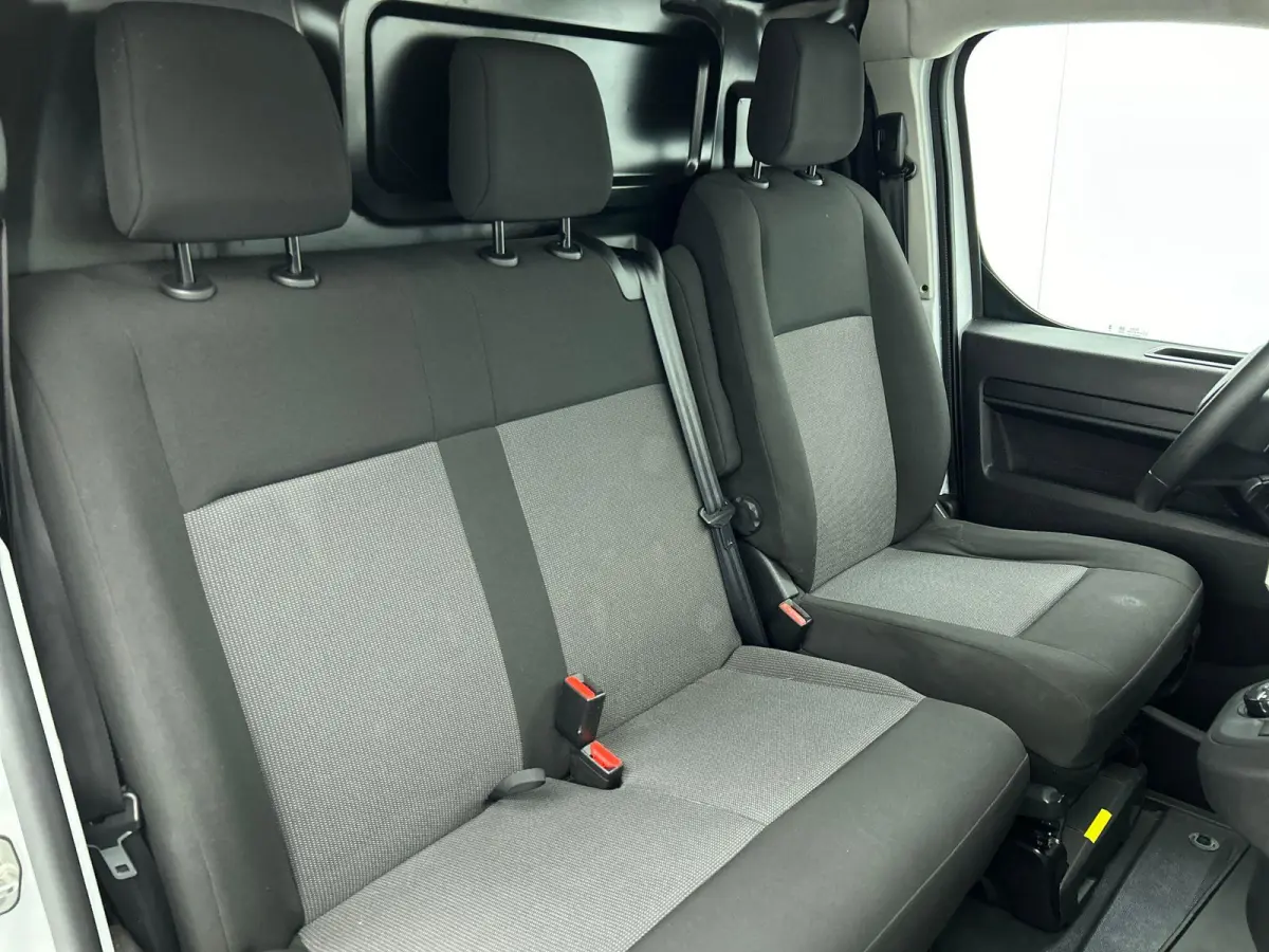 2.0 145pk L3 Automaat Airco Cruise Control Navigatie Trekhaak