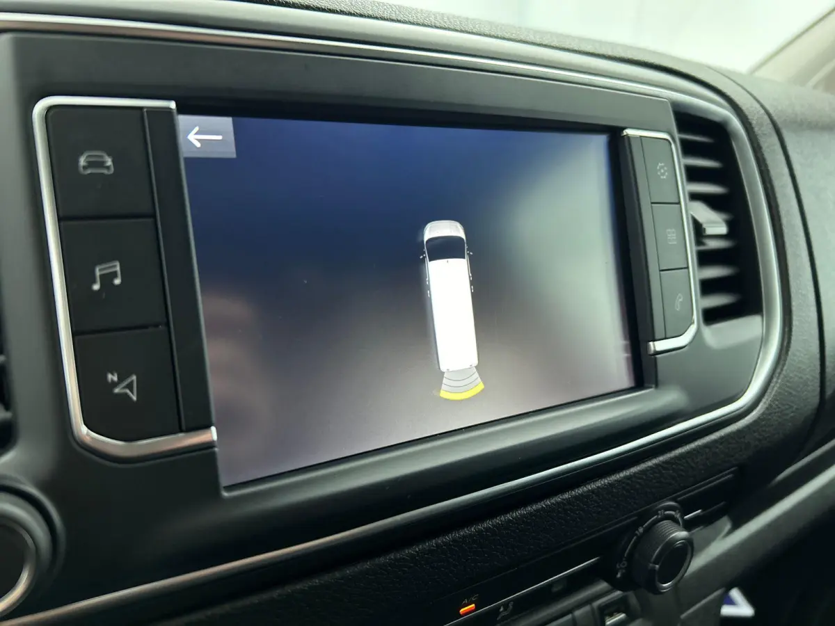 2.0 145pk L3 Automaat Airco Cruise Control Navigatie Trekhaak