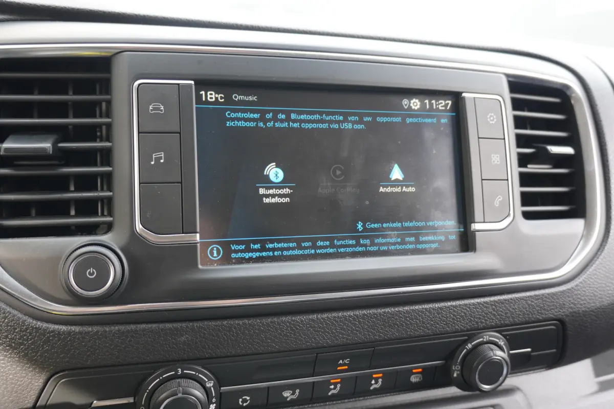 1.5 BlueHDI L2 EURO 6 - Airco - Cruise - Carplay - €13.900,- Excl.