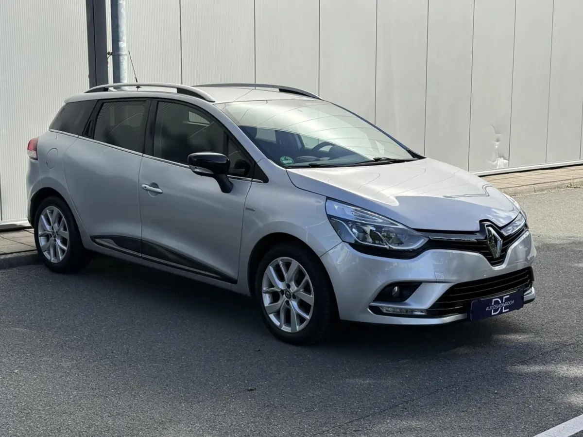 0.9 TCe Limited | Carplay | Keyless | Historie!