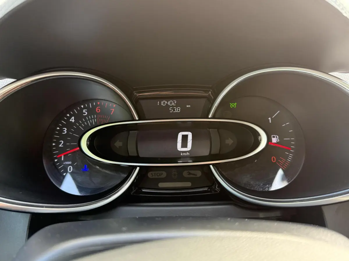 0.9 TCe Limited | Carplay | Keyless | Historie!