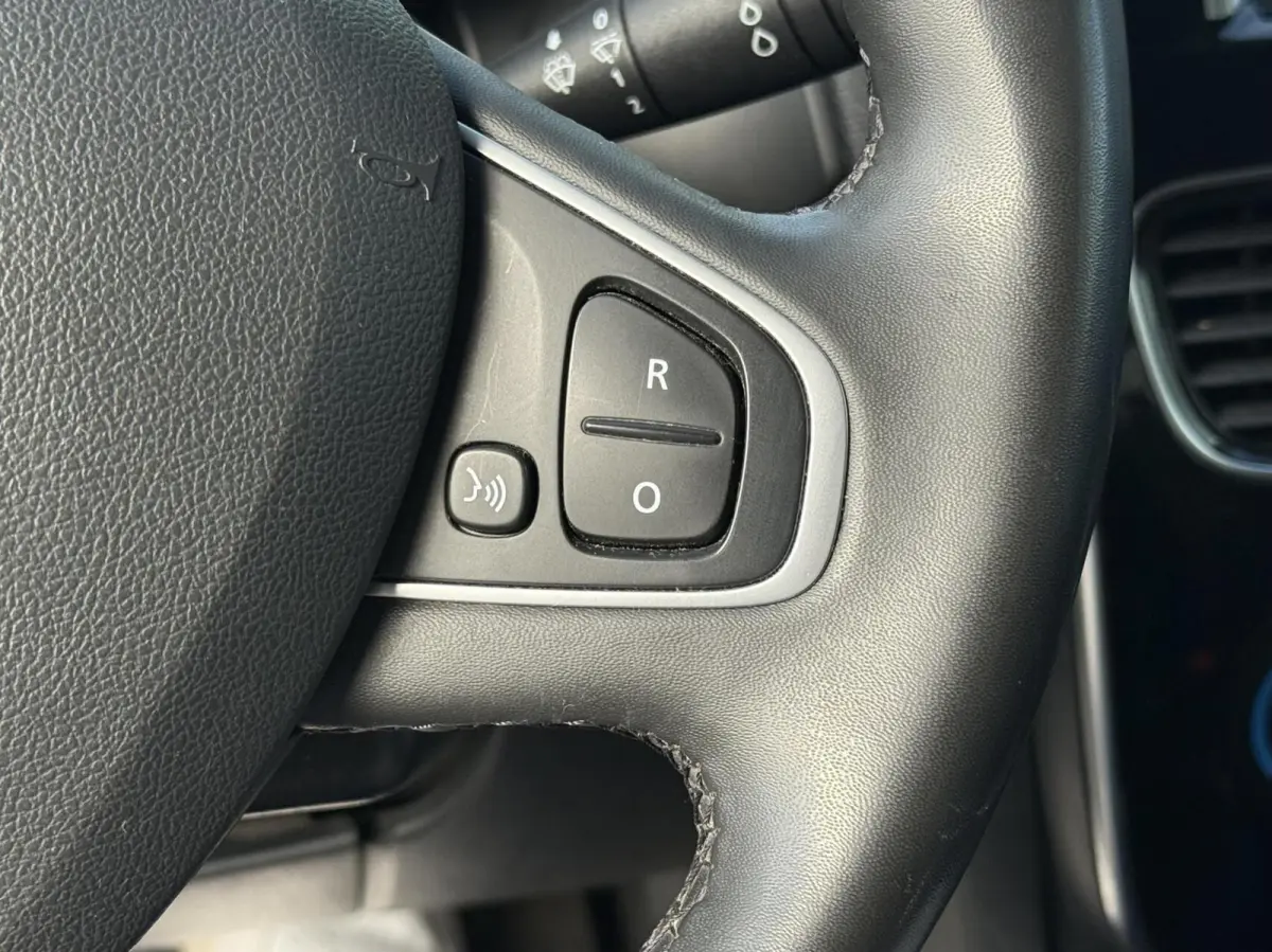 0.9 TCe Limited | Carplay | Keyless | Historie!