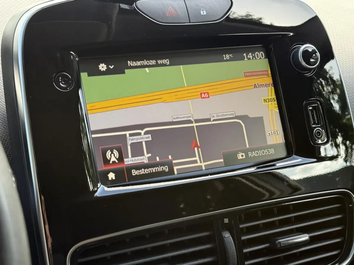 0.9 TCe Limited | Carplay | Keyless | Historie!