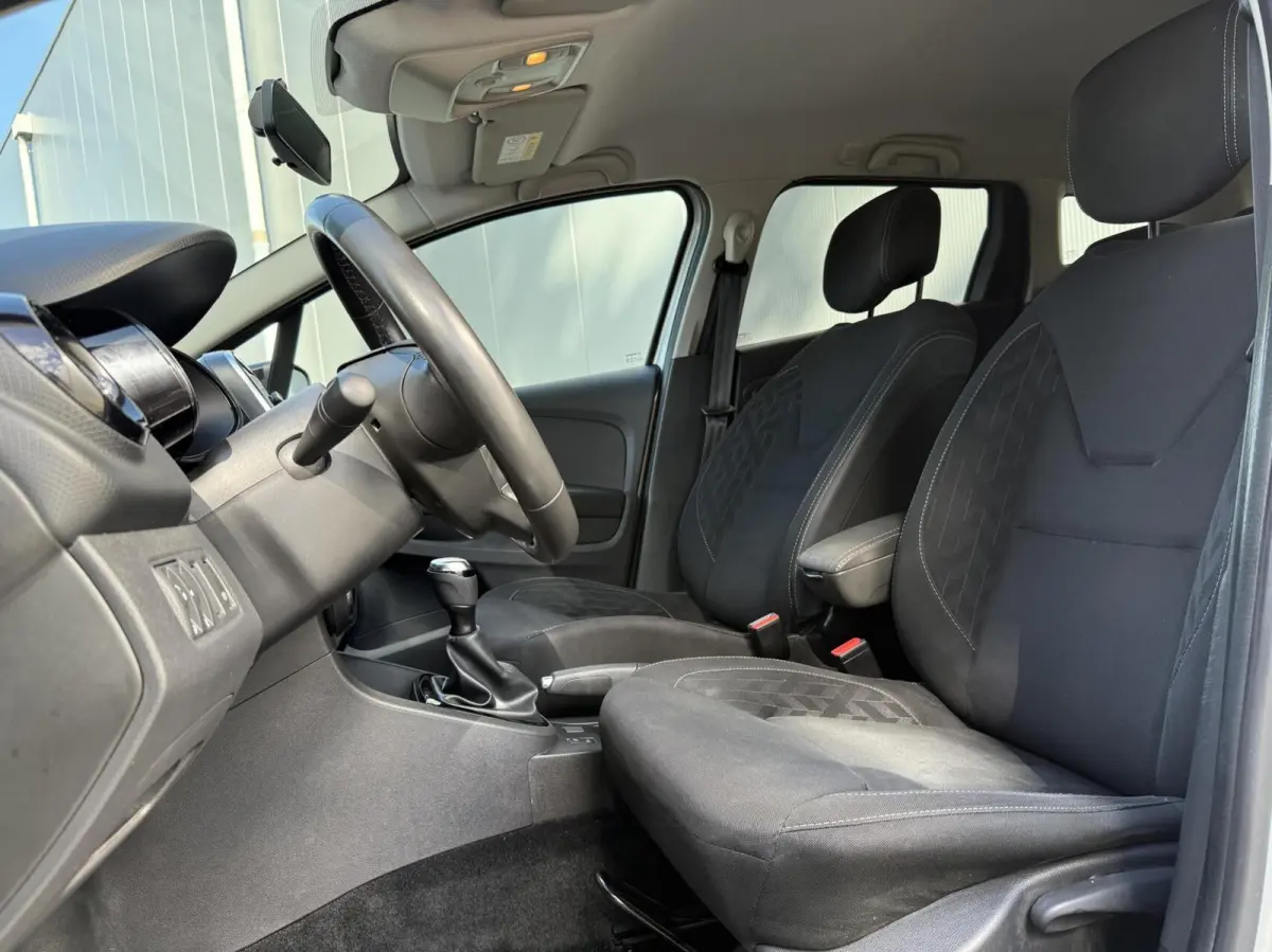 0.9 TCe Limited | Carplay | Keyless | Historie!
