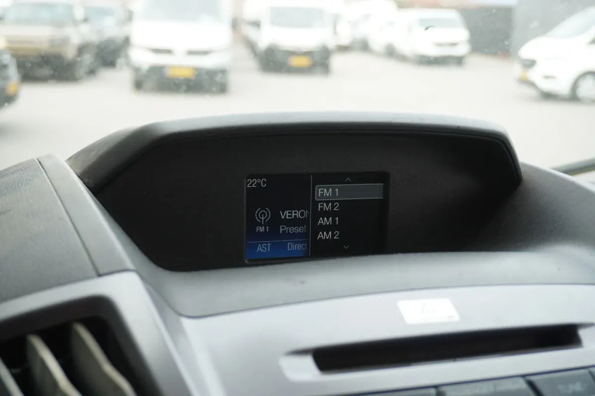 2.0 TDCI 130PK L3H2 EURO 6 - Airco - Cruise - PDC - €11.900,- Excl.