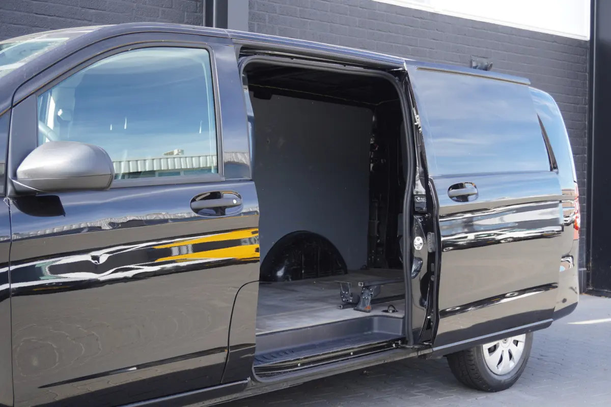 114 CDI XL 2xSchuif Automaat EURO 6 - AC/Climate - Navi - Cruise - €19.900,- Excl.