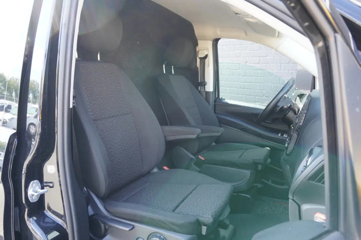 114 CDI XL 2xSchuif Automaat EURO 6 - AC/Climate - Navi - Cruise - €19.900,- Excl.