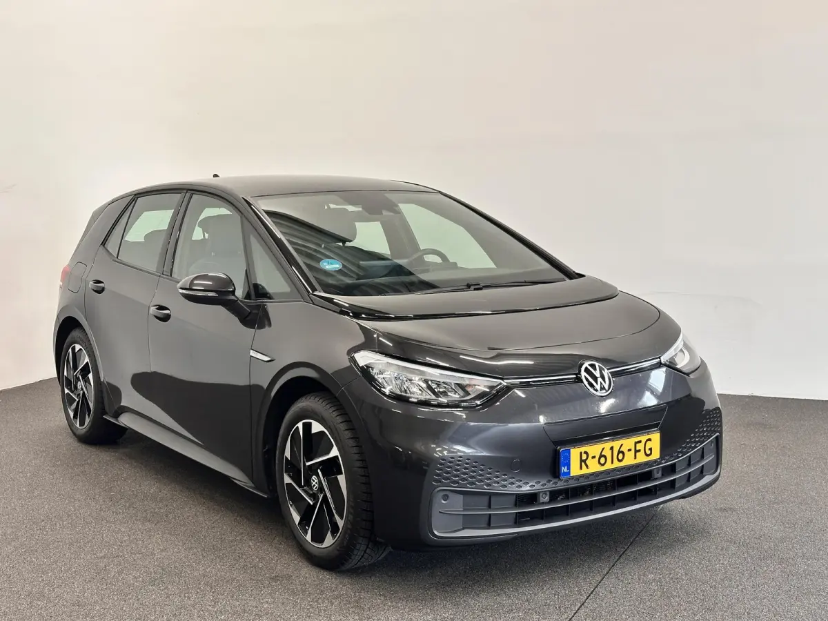 Pro 58 kWh SOH 91% Airco ECC Navi Carplay Adaptive Cruise Control 18" LM Velgen East Derry Full LED PDC