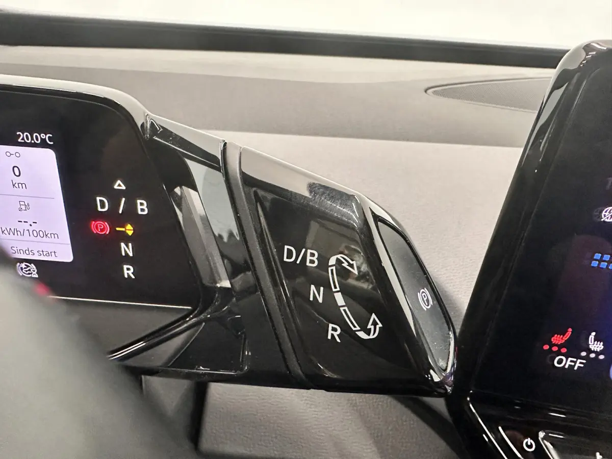 Pro 58 kWh SOH 91% Airco ECC Navi Carplay Adaptive Cruise Control 18" LM Velgen East Derry Full LED PDC