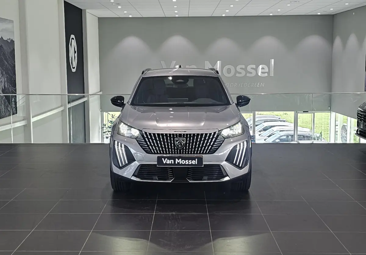 1.2 PureTech 100 Allure | Navigatie | Climate control | Apple Carplay/Android Auto