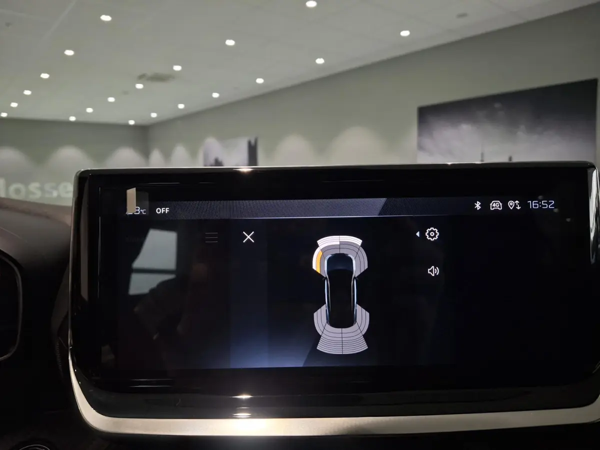 1.2 PureTech 100 Allure | Navigatie | Climate control | Apple Carplay/Android Auto