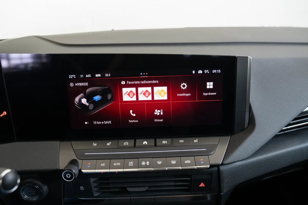 1.6 Turbo Plug-In Hybrid Ultimate | Schuif-Kanteldak | Head-Up | Stoel & Stuurverwarming | Camera | Climate Controle | Navigatie | Inductief laden |