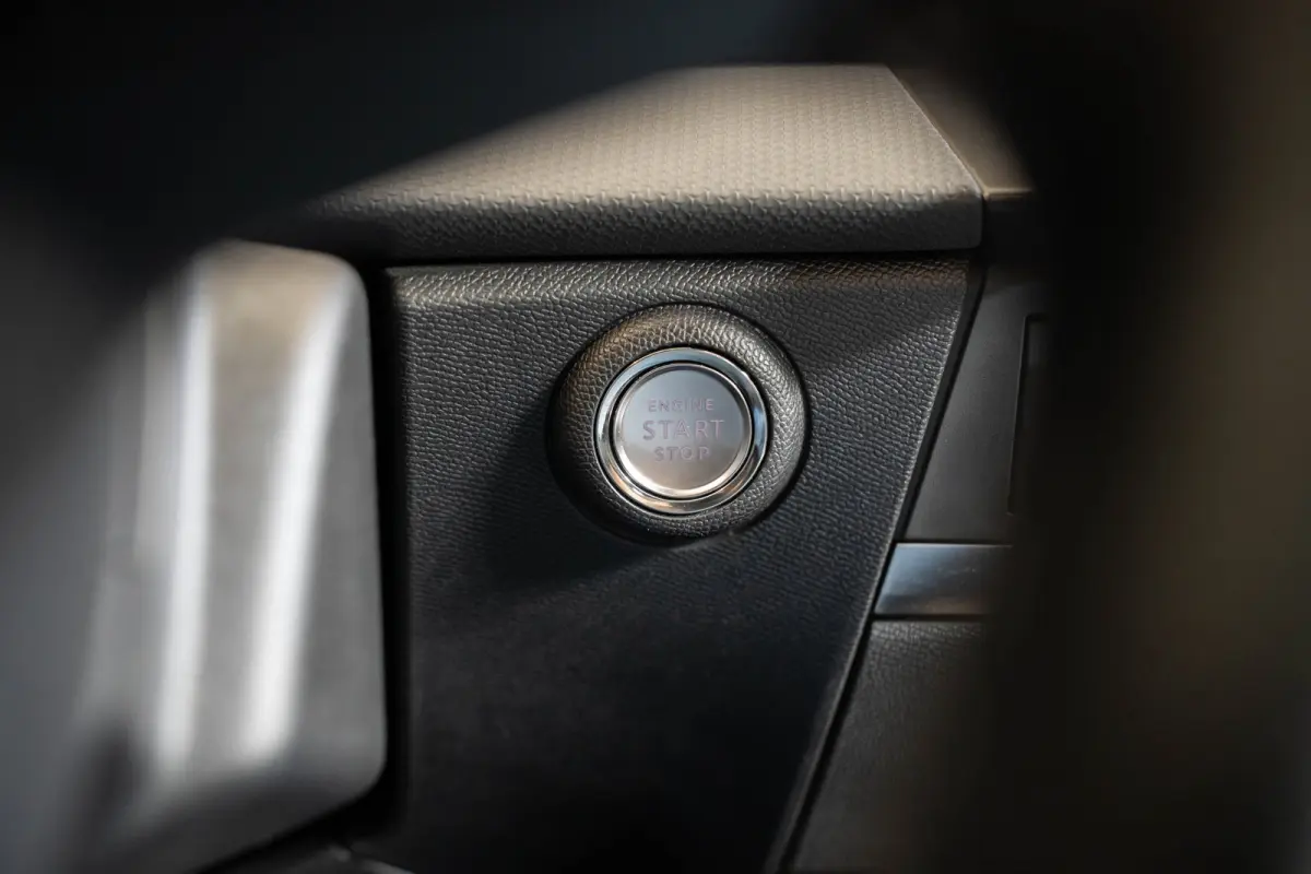 1.6 Turbo Plug-In Hybrid Ultimate | Schuif-Kanteldak | Head-Up | Stoel & Stuurverwarming | Camera | Climate Controle | Navigatie | Inductief laden |