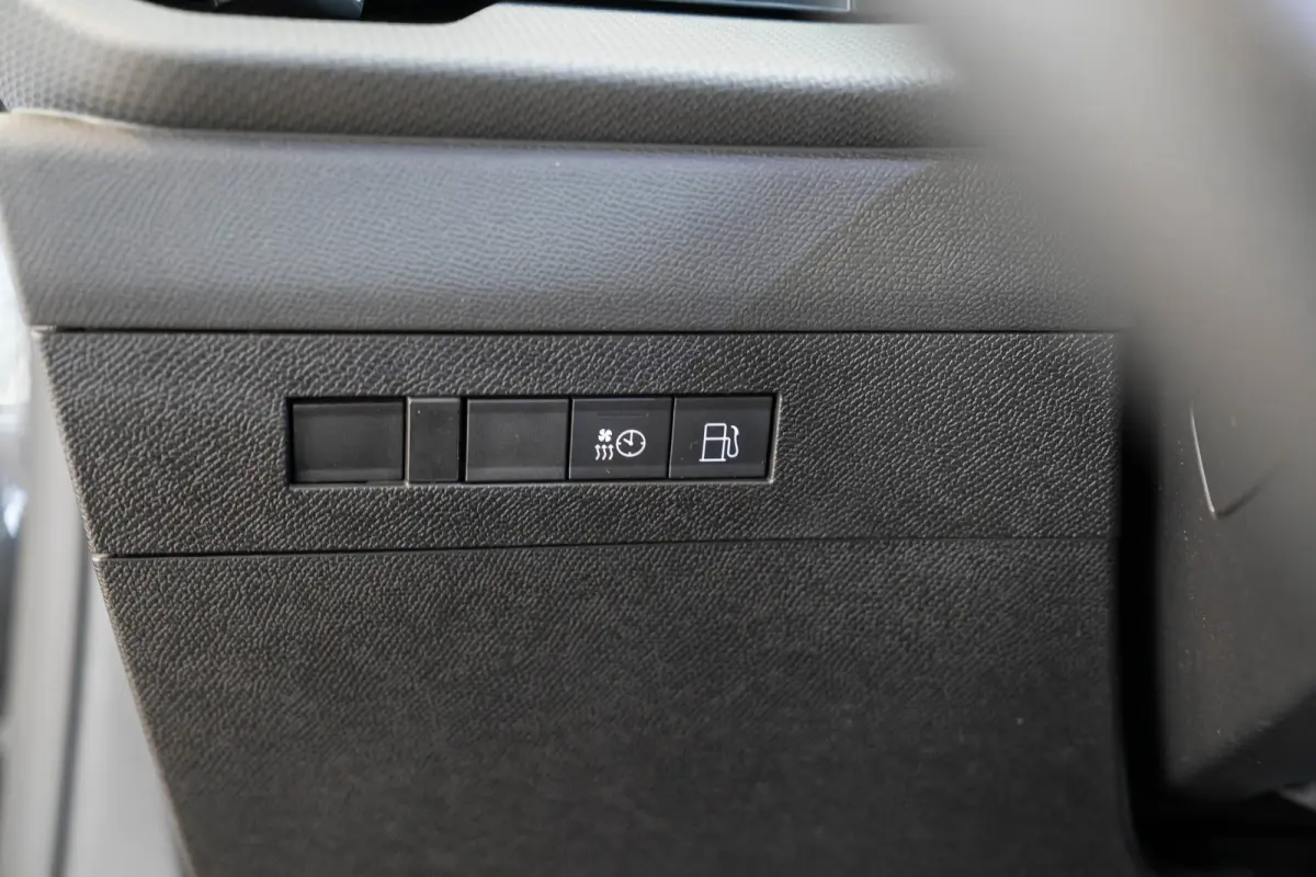 1.6 Turbo Plug-In Hybrid Ultimate | Schuif-Kanteldak | Head-Up | Stoel & Stuurverwarming | Camera | Climate Controle | Navigatie | Inductief laden |