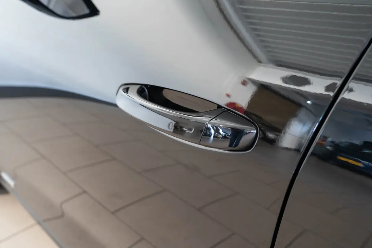 1.6 Turbo Plug-In Hybrid Ultimate | Schuif-Kanteldak | Head-Up | Stoel & Stuurverwarming | Camera | Climate Controle | Navigatie | Inductief laden |