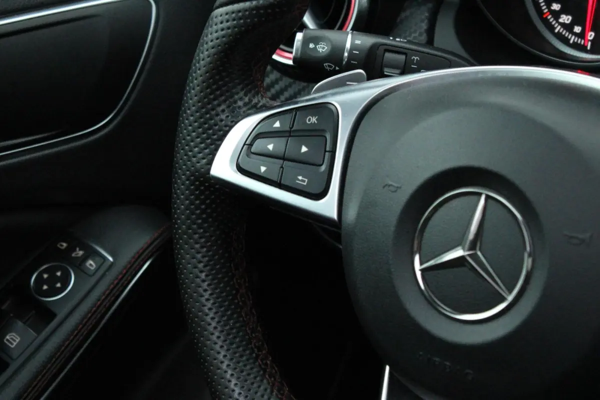 180 AMG Night Edition Plus