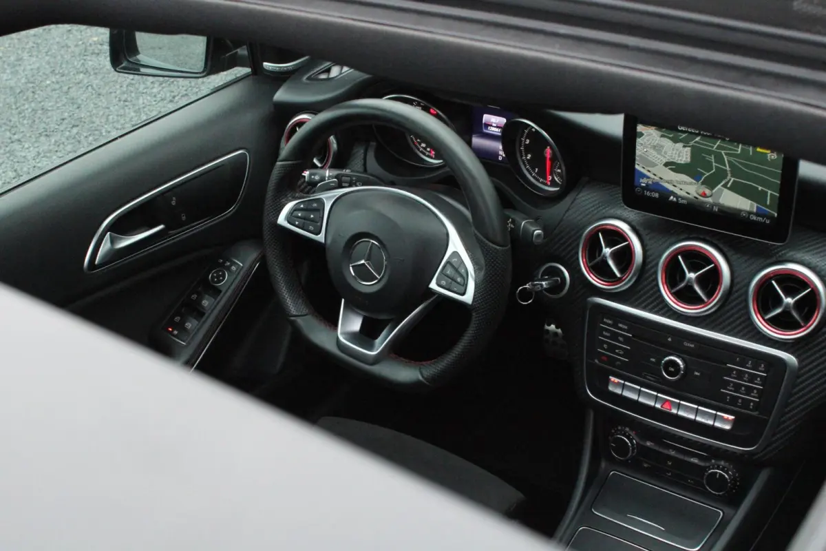 180 AMG Night Edition Plus