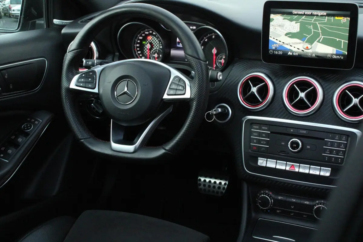 180 AMG Night Edition Plus