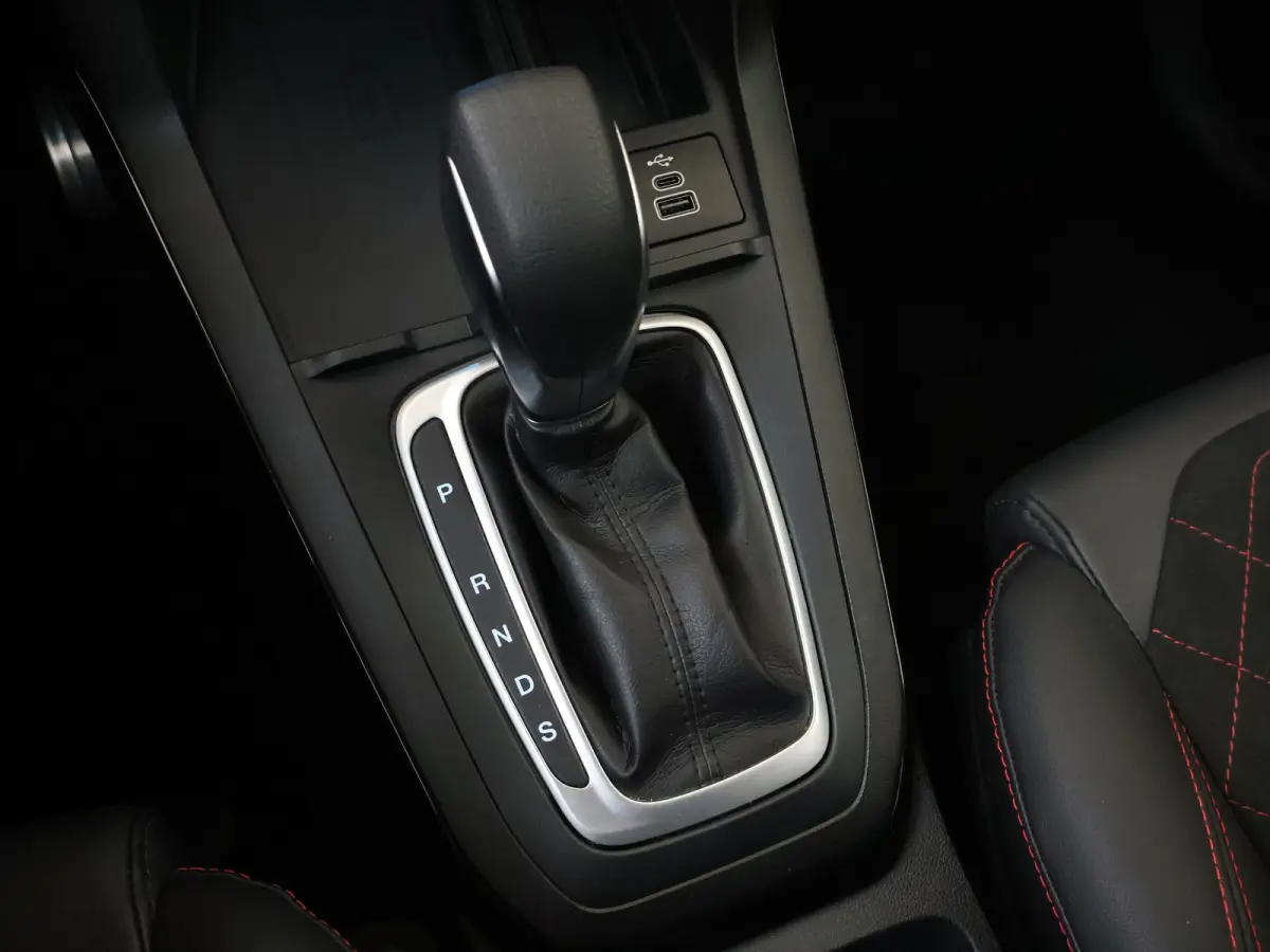EcoBoost ST-Line X 155PK | 360 CAMERA | KEYLESS | NAVI | WINTERPACK | ELEKTR. A-KLEP | ADAPTIVE CRUISE | ALL SEASON BANDEN | CARPLAY