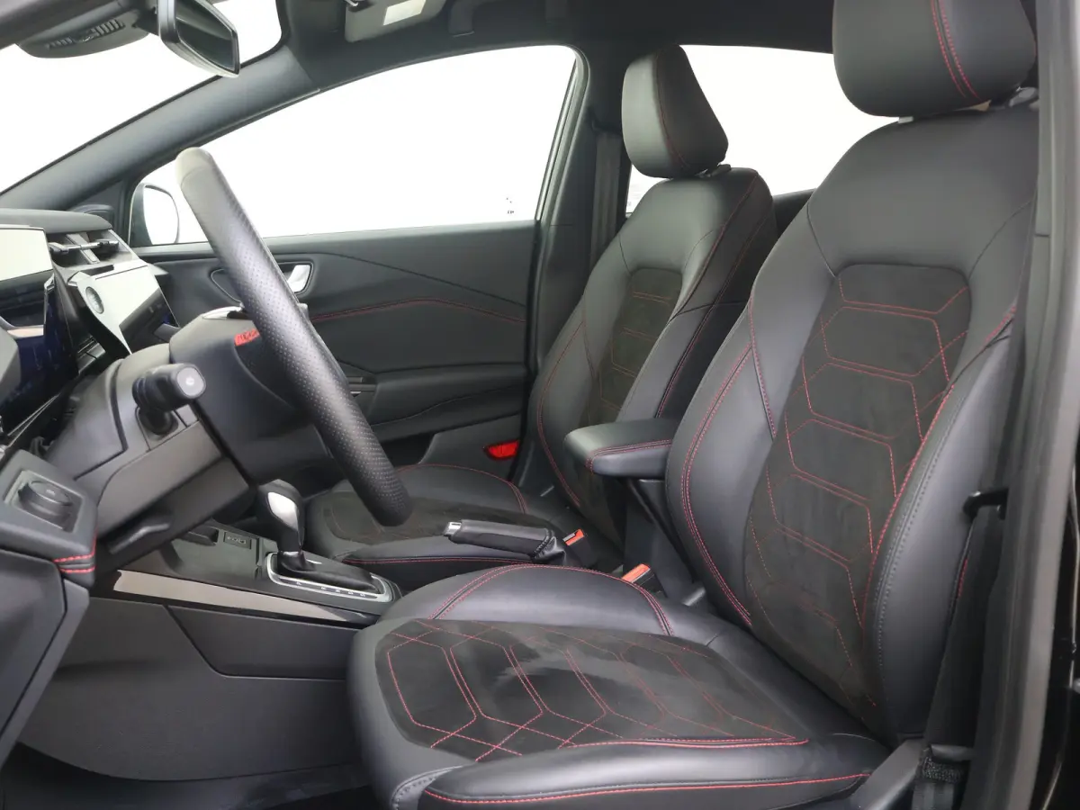 EcoBoost ST-Line X 155PK | 360 CAMERA | KEYLESS | NAVI | WINTERPACK | ELEKTR. A-KLEP | ADAPTIVE CRUISE | ALL SEASON BANDEN | CARPLAY