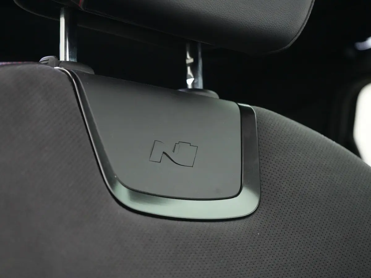 1.6 T-GDI PHEV N Line Sky 4WD 265pk Dealer O.H. | Panodak | Adaptive Cruise | 360 Camera | Krell Audio | Alcantara Sportstoelen Memory & Ventilatie | Stoelen & Stuur Verwarmd | Blis | Keyles