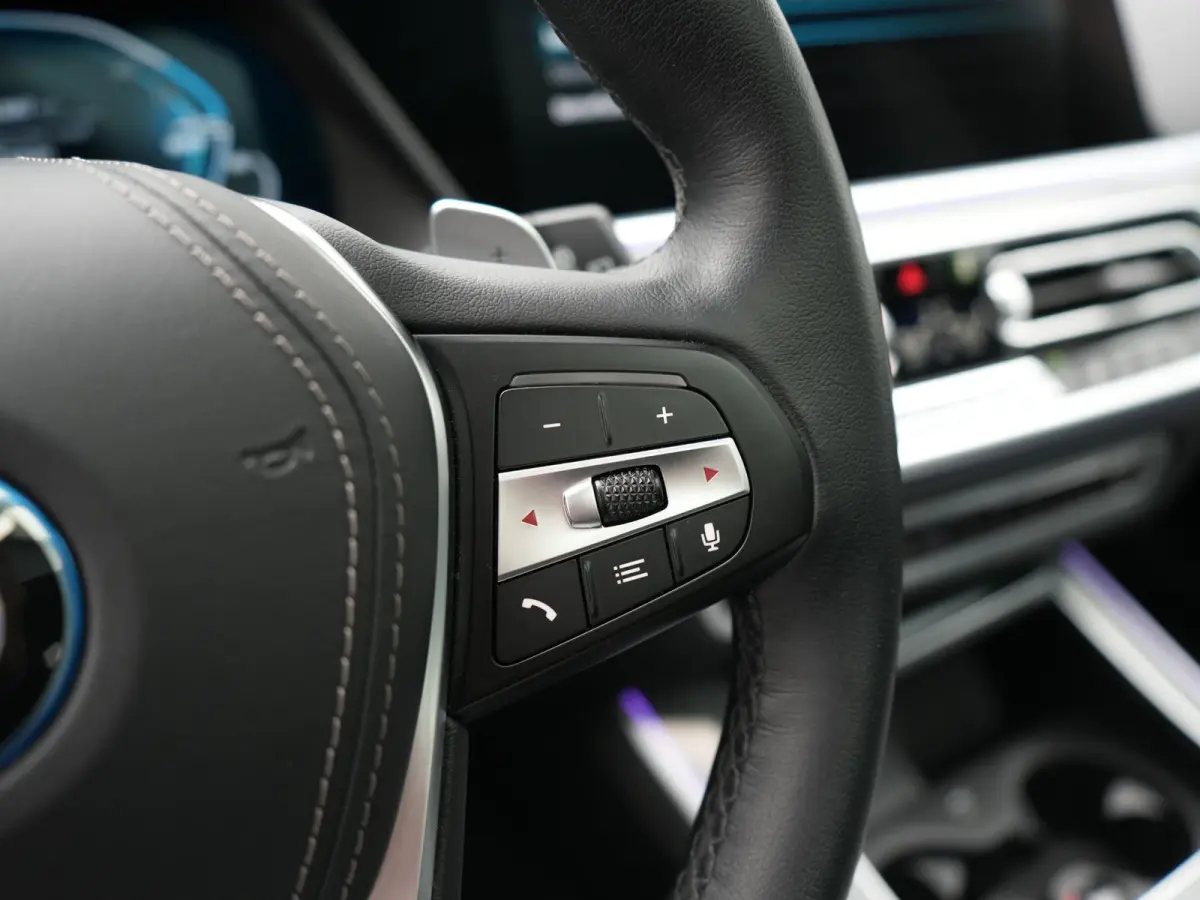xDrive45e High Executive PHEV 395pk Dealer O.H. | Active Steering | Trekhaak Af Fabriek | Panodak | Luchtvering | Head Up | Adaptive Cruise | 360 Camera | Laser LED | Nappa Lederen Comfortst