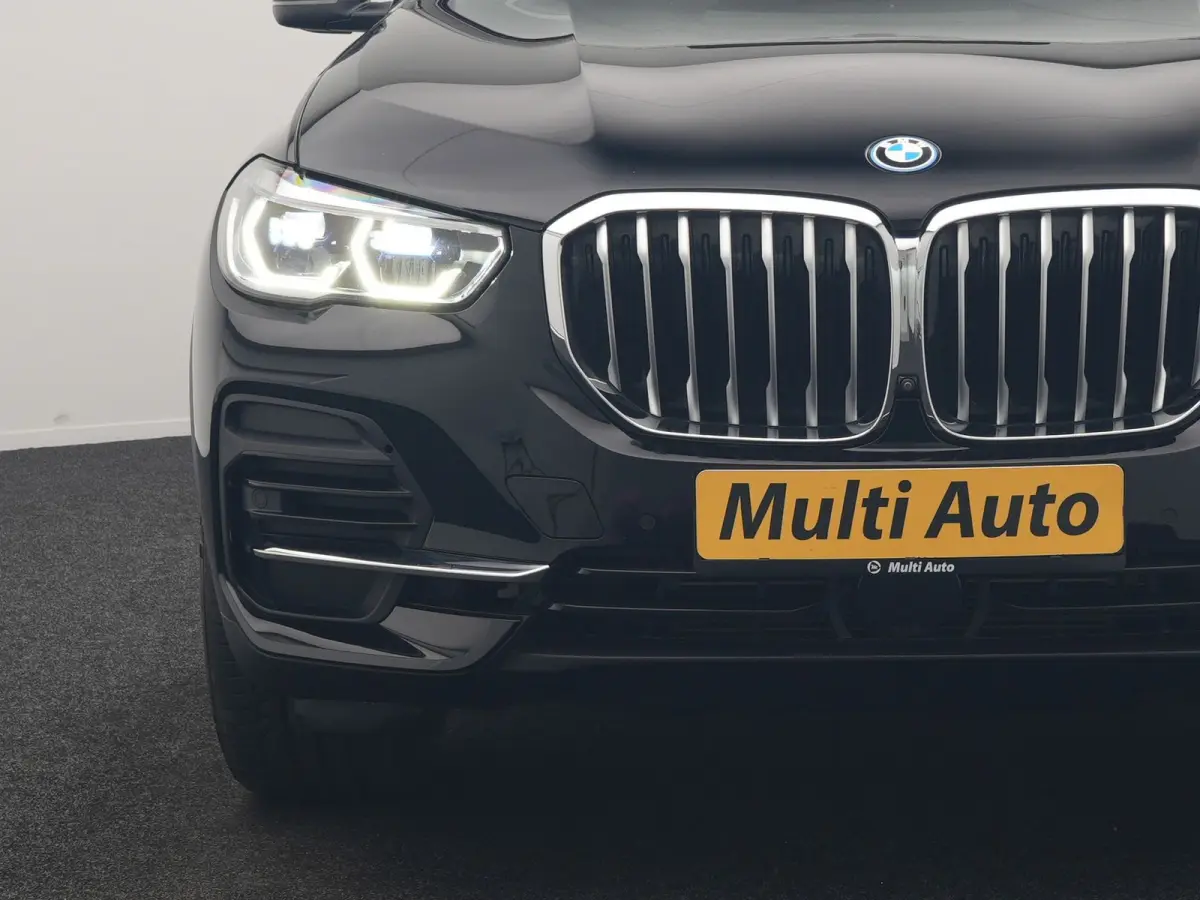 xDrive45e High Executive PHEV 395pk Dealer O.H. | Active Steering | Trekhaak Af Fabriek | Panodak | Luchtvering | Head Up | Adaptive Cruise | 360 Camera | Laser LED | Nappa Lederen Comfortst