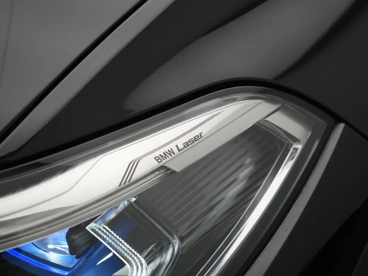 xDrive45e High Executive PHEV 395pk Dealer O.H. | Active Steering | Trekhaak Af Fabriek | Panodak | Luchtvering | Head Up | Adaptive Cruise | 360 Camera | Laser LED | Nappa Lederen Comfortst
