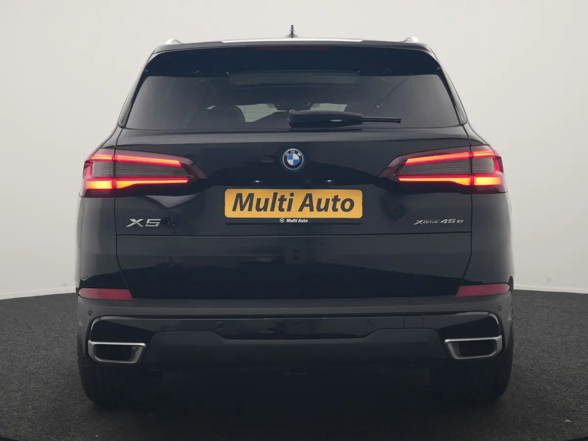 xDrive45e High Executive PHEV 395pk Dealer O.H. | Active Steering | Trekhaak Af Fabriek | Panodak | Luchtvering | Head Up | Adaptive Cruise | 360 Camera | Laser LED | Nappa Lederen Comfortst