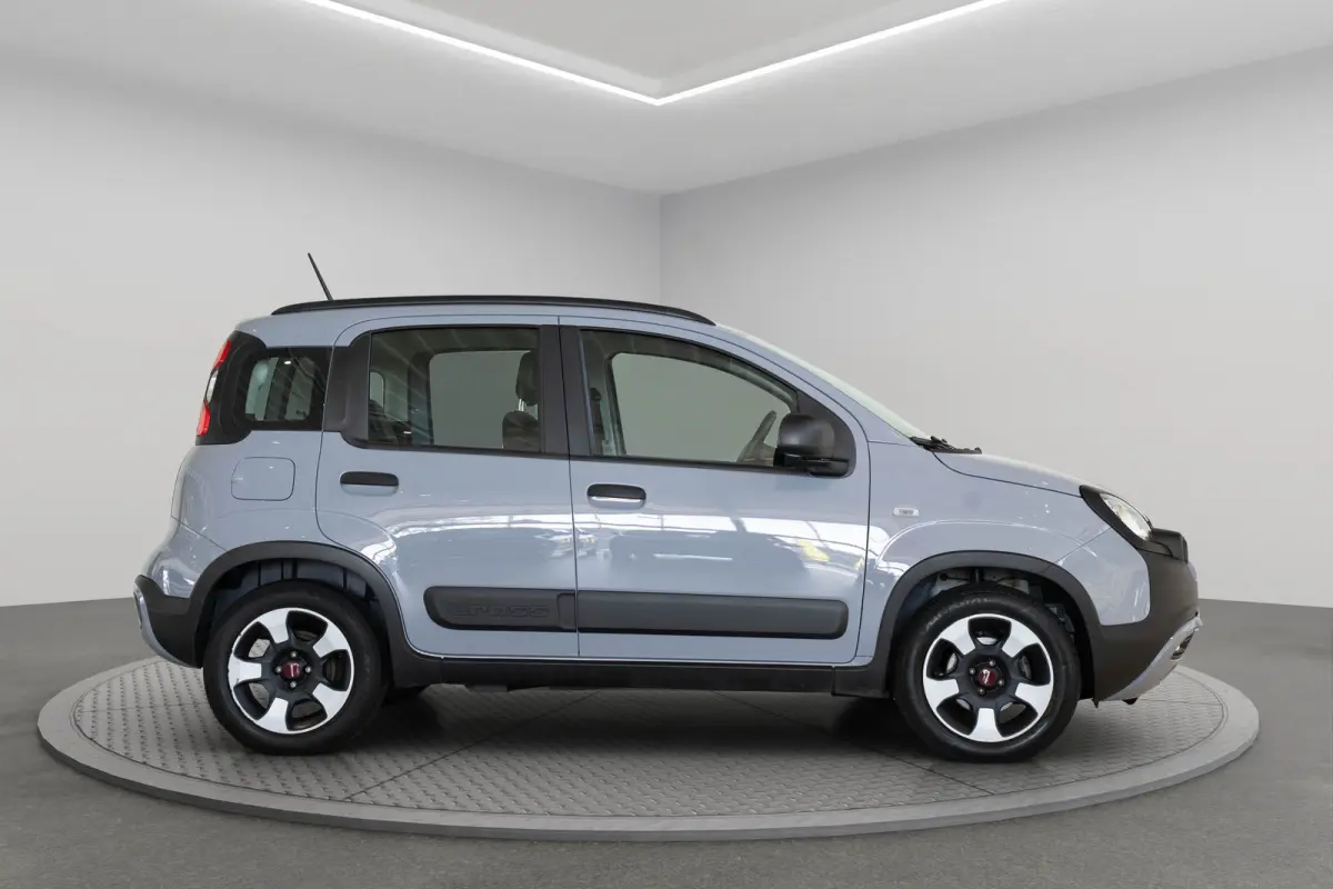 1.0 Hybrid City Cross | Airco | Hoge Zit | Elektrische Ramen | Centrale vergrendeling |