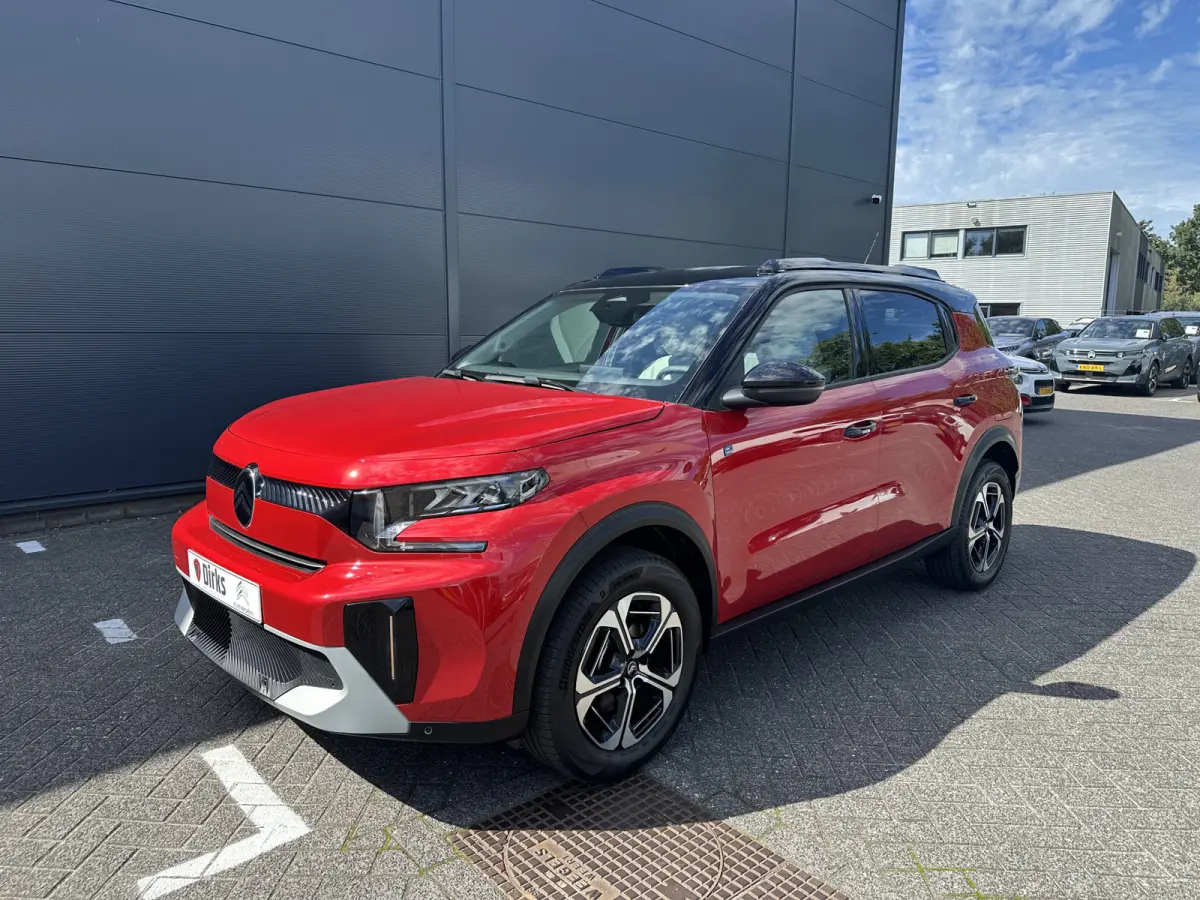 Max 113pk Comfort Range 44 kWh (Camera - Parkeersensoren V+A - LED - Automatische Airco - Navigatie - Apple Carplay - Two Tone))