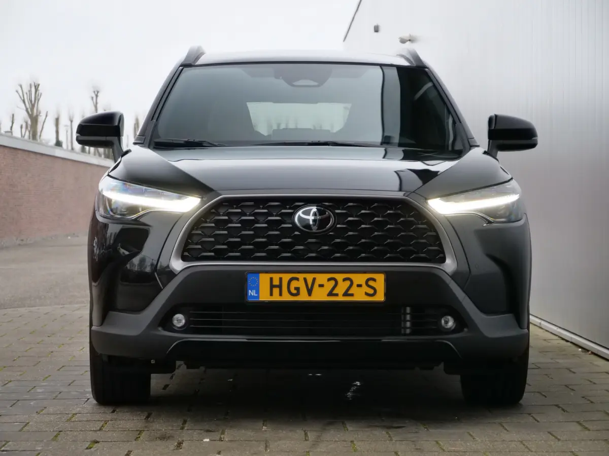 1.8 High Power Hybrid Style 140 Pk Automaat Navigatie / DAB / Leer / Pano-dak / Apple Carplay