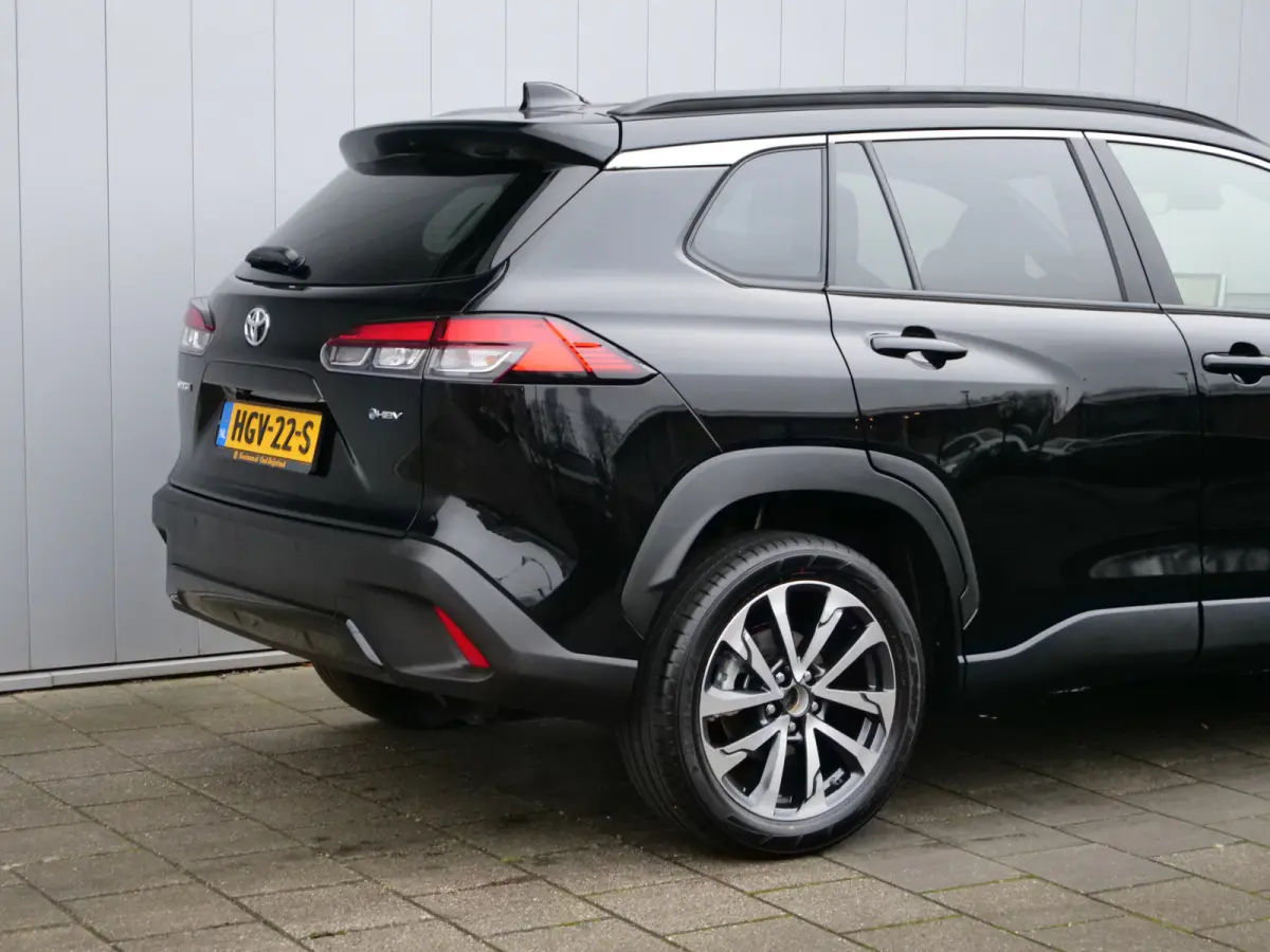 1.8 High Power Hybrid Style 140 Pk Automaat Navigatie / DAB / Leer / Pano-dak / Apple Carplay