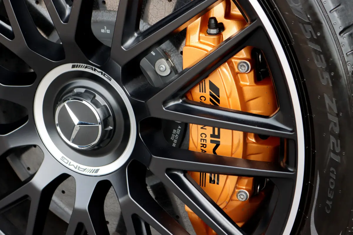 Roadster AMG 63 S E Performance | 816 pk | Keramisch | Lift | Carbon | Achterasbesturing | AMG Dynamic Plus-Pakket | Distronic+ | Multicontourstoelen | HUD | Burmester | Airscarf |