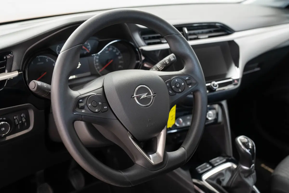 1.2 Edition | Camera | Parkeersensoren | Apple Carplay & Android Auto | Lichtmetalen velgen | Airco | Cruise Controle |