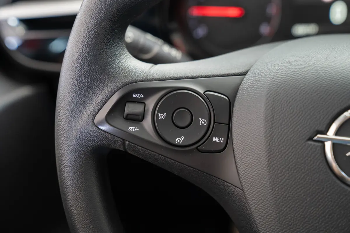 1.2 Edition | Camera | Parkeersensoren | Apple Carplay & Android Auto | Lichtmetalen velgen | Airco | Cruise Controle |